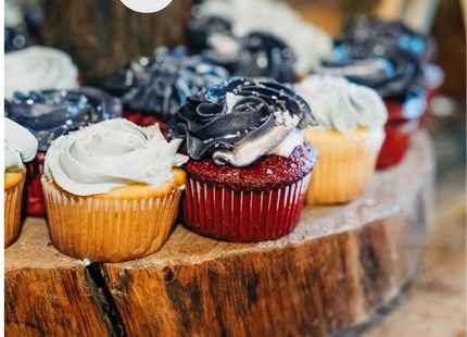 Muffin Bakvorm 35,3 x 26,5 x 3cm. - Incl. 50 Papieren vormpjes